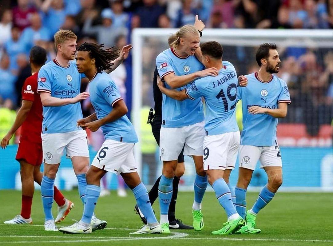 南安普顿队员豪取三分,士气大振的简单介绍 南安普顿队员豪取三分,士气大振的简单介绍