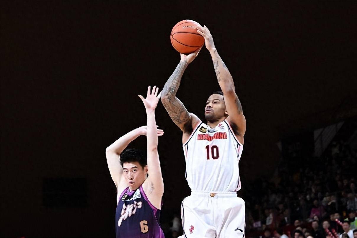 瓦伦西亚验明线报，难解决攻防之难题